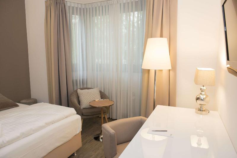 คอนคอร์ด Hotel Frankfurt am Main ภายนอก รูปภาพ